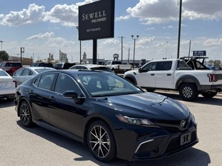 Used 2023 Toyota Camry SE image 1