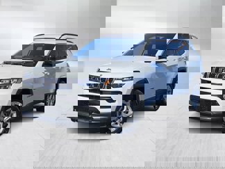 New 2025 Jeep Compass Latitude image 1