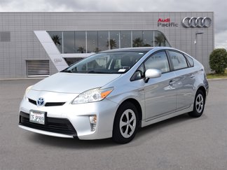 Used 2014 Toyota Prius Three image 1