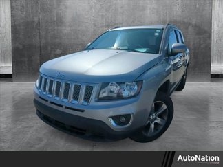 Used 2016 Jeep Compass High Altitude image 1