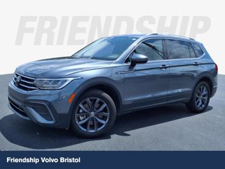 Used 2022 Volkswagen Tiguan SE image 1
