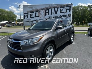 Used 2016 Toyota Highlander Limited image 1