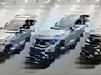 Used 2023 Volkswagen Taos SE w/ Panoramic Sunroof Package image 1