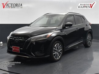 Used 2023 Nissan Kicks SR image 1