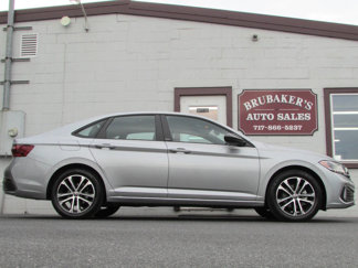 Used 2023 Volkswagen Jetta Sport image 1
