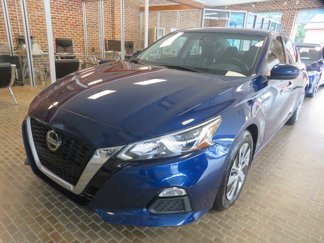 Used 2020 Nissan Altima 2.5 S image 1