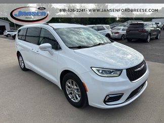 Used 2022 Chrysler Pacifica Touring-L image 1