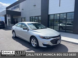 Used 2022 Chevrolet Malibu LS image 1