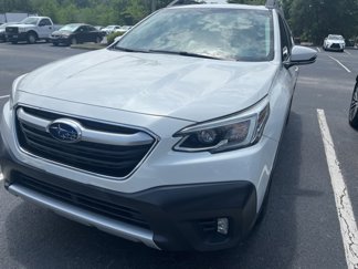 Used 2020 Subaru Outback Limited w/ Popular Package #2 image 1