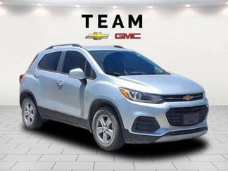 Used 2021 Chevrolet Trax LT w/ Premium Seat Package image 1