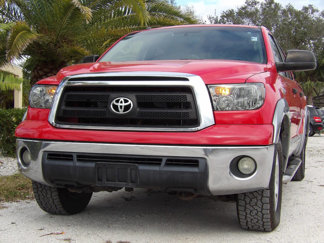 Used 2010 Toyota Tundra 4x4 CrewMax image 1