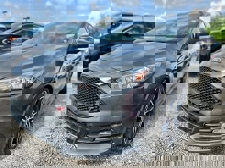 Used 2018 Ford Focus ST image 1