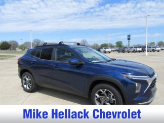Used 2024 Chevrolet Trax LT w/ Sunroof Package image 1