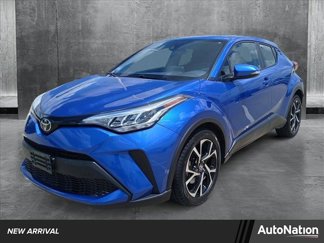 Used 2020 Toyota C-HR XLE image 1