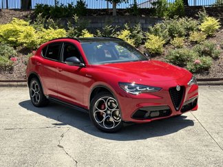 New 2024 Alfa Romeo Stelvio Veloce image 1