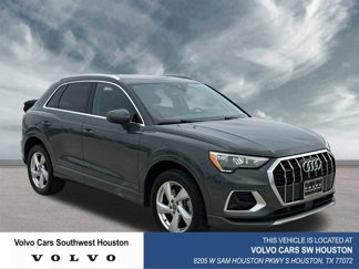 Used 2020 Audi Q3 2.0T Premium image 1