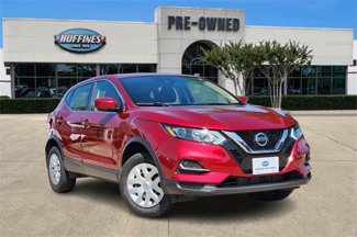Used 2020 Nissan Rogue Sport S image 1