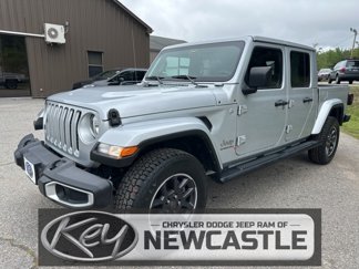 Used 2023 Jeep Gladiator Overland image 1