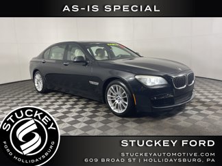 Used 2013 BMW 750Li xDrive image 1