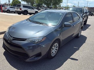 Used 2017 Toyota Corolla LE image 1