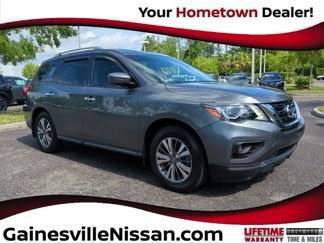 Used 2019 Nissan Pathfinder SL image 1