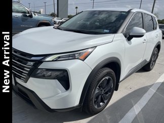 Used 2024 Nissan Rogue SV image 1