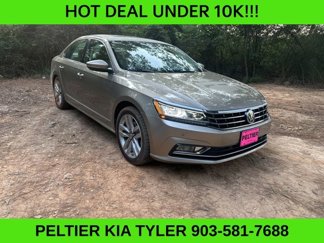 Used 2017 Volkswagen Passat 1.8T SEL Premium image 1