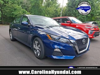 Used 2022 Nissan Altima 2.5 S image 1