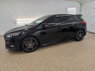 Used 2016 Ford Focus ST image 1