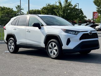 Used 2021 Toyota RAV4 LE image 1
