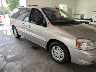 Used 2004 Ford Freestar SEL image 1