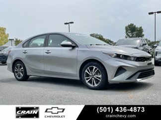 Used 2023 Kia Forte LXS image 1