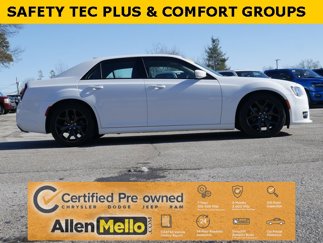 Certified 2022 Chrysler 300 Touring L w/ Safetytec Plus Group image 1
