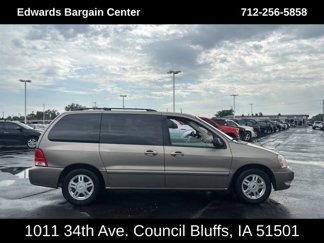 Used 2004 Ford Freestar SEL image 1