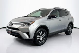 Used 2016 Toyota RAV4 LE image 1