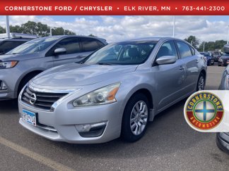 Used 2015 Nissan Altima 2.5 S w/ Power Driver Seat Package image 1