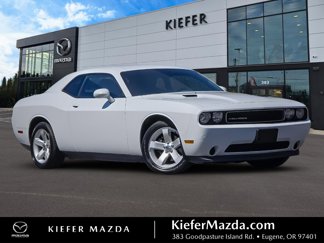 Used 2014 Dodge Challenger SXT image 1