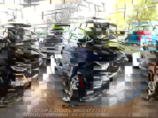 Used 2022 Chrysler Pacifica Touring-L image 1