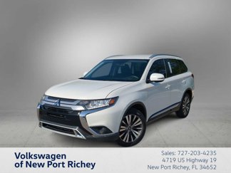 Used 2019 Mitsubishi Outlander ES image 1