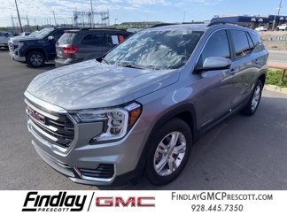 Used 2024 GMC Terrain SLE w/ Driver Convenience Package image 1