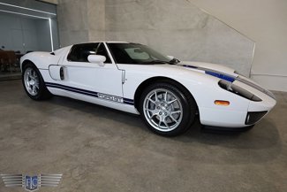 Used 2006 Ford GT image 1