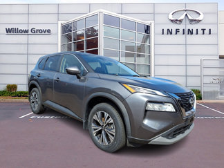Used 2022 Nissan Rogue SV image 1