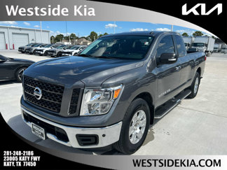 Used 2019 Nissan Titan SV image 1
