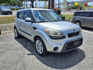 Used 2013 Kia Soul + image 1