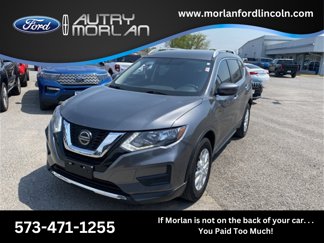 Used 2018 Nissan Rogue SV image 1