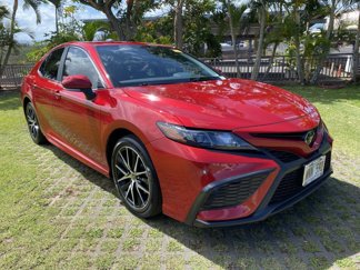 Used 2022 Toyota Camry SE image 1