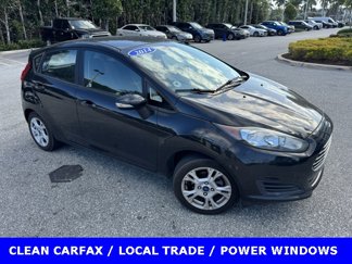 Used 2014 Ford Fiesta SE image 1