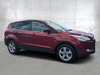 Used 2016 Ford Escape SE image 1