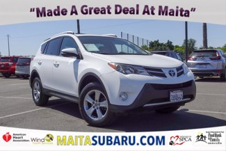 Used 2015 Toyota RAV4 XLE image 1