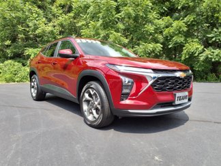Used 2024 Chevrolet Trax LT w/ Driver Confidence Package image 1